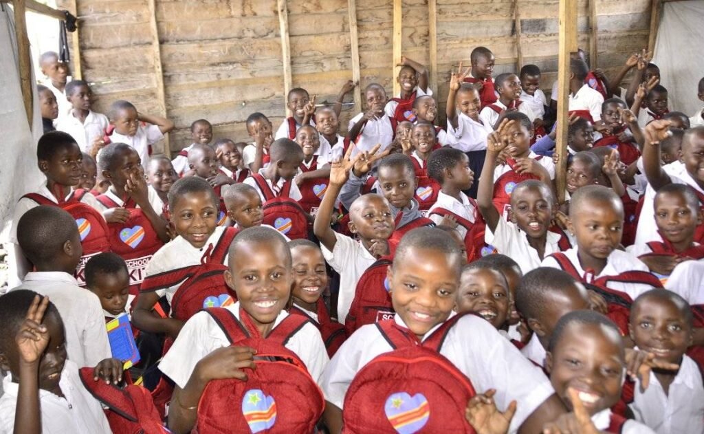 Distribution de kits scolaires à 120 enfants de Goma